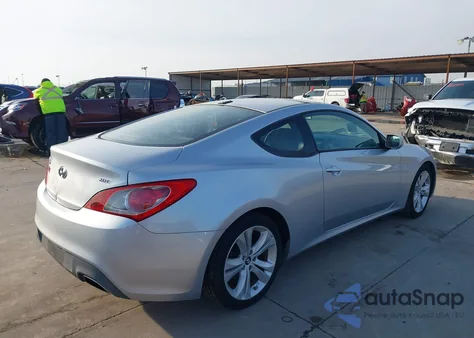 2012 Hyundai Genesis 2.0T z USA, uszkodzony, nr VIN KMHHT6KD8CU077883